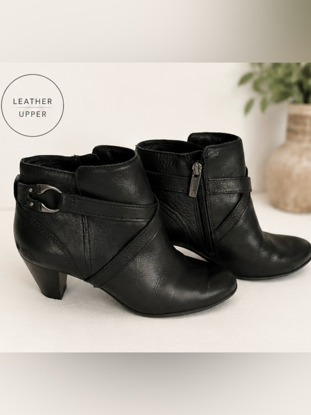 NATURE JERILYN ANKLE BOOTS BLACK LEATHER BUCKLE (size 8.5)